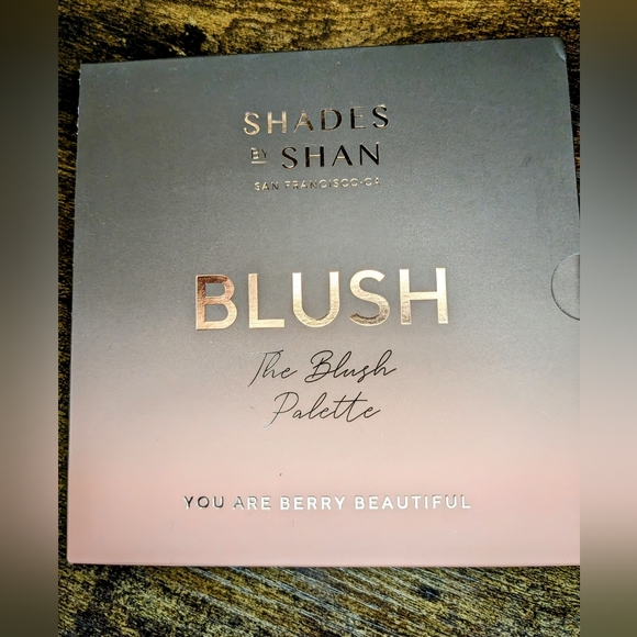 5/75$ Shades by Shan - the blush palette - you are berry beautiful 🍓 - Picture 6 of 16